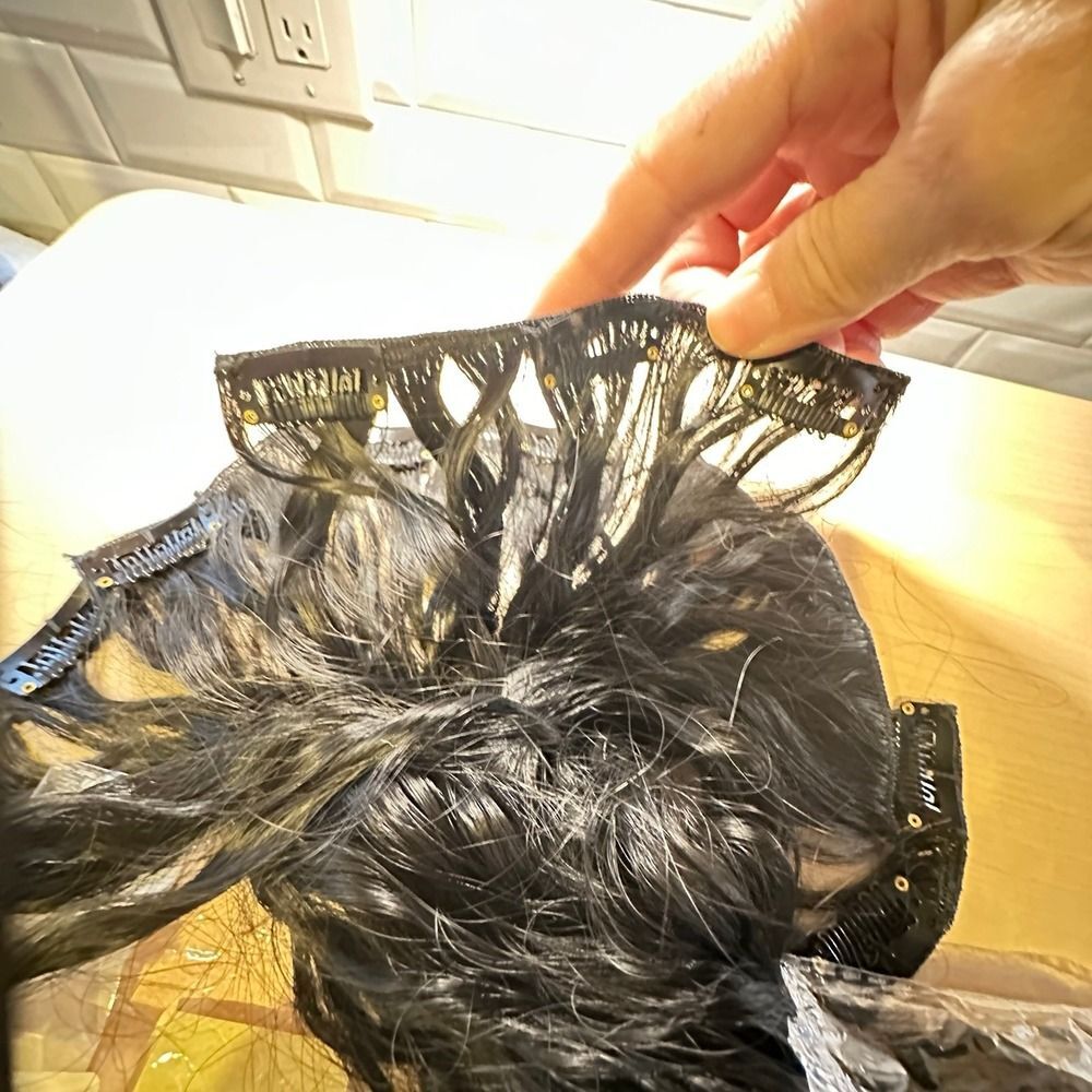 Hair Extensions - Picture 7 of 11